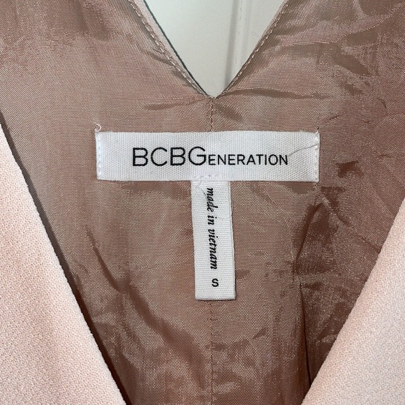 BCBGENERATION pale pink, sleeveless babydoll dress size small. - Picture 4 of 4